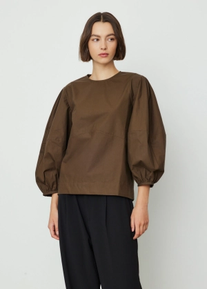 0052 Round Sleeve Top