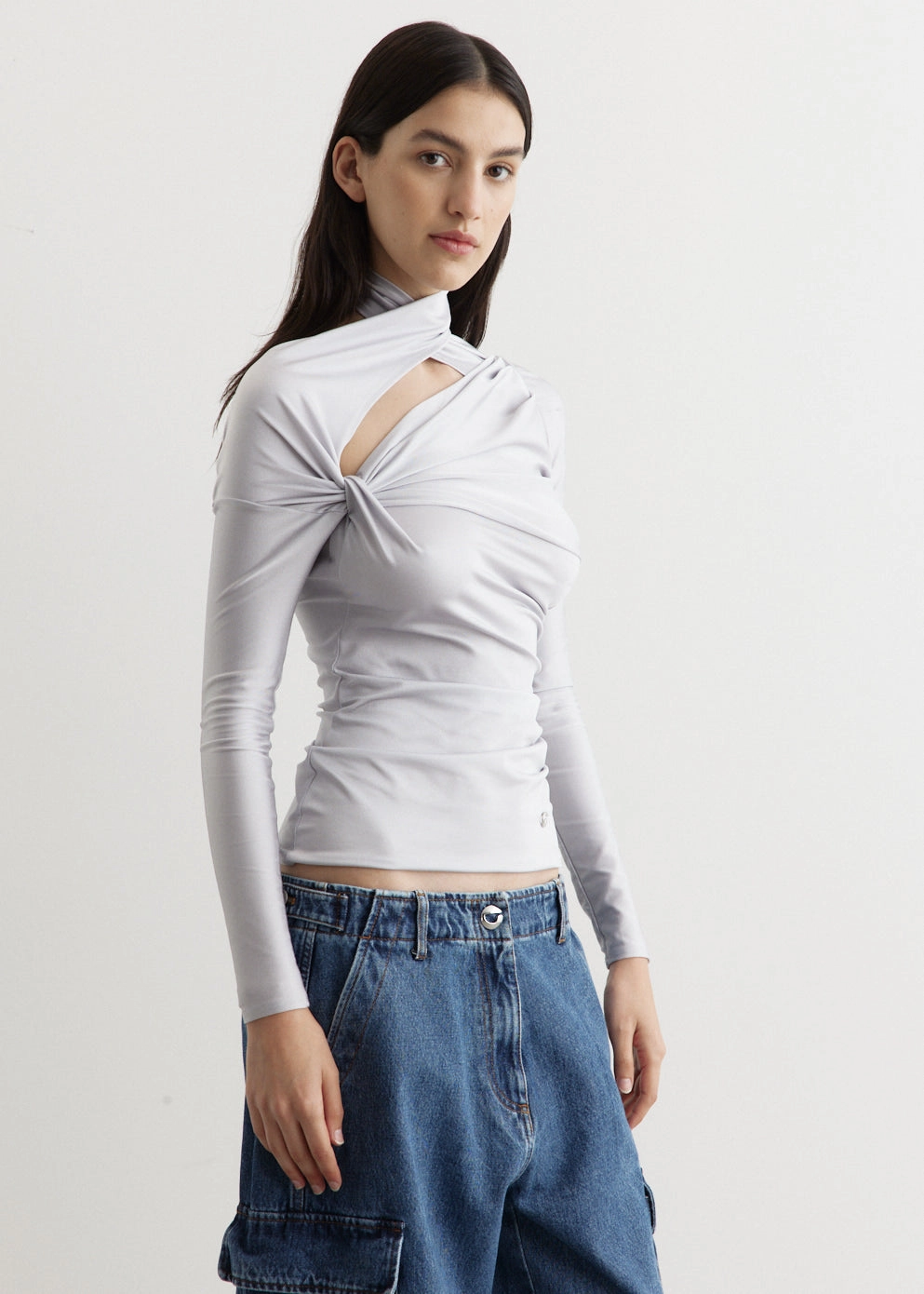 Asymmetric Twisted Top