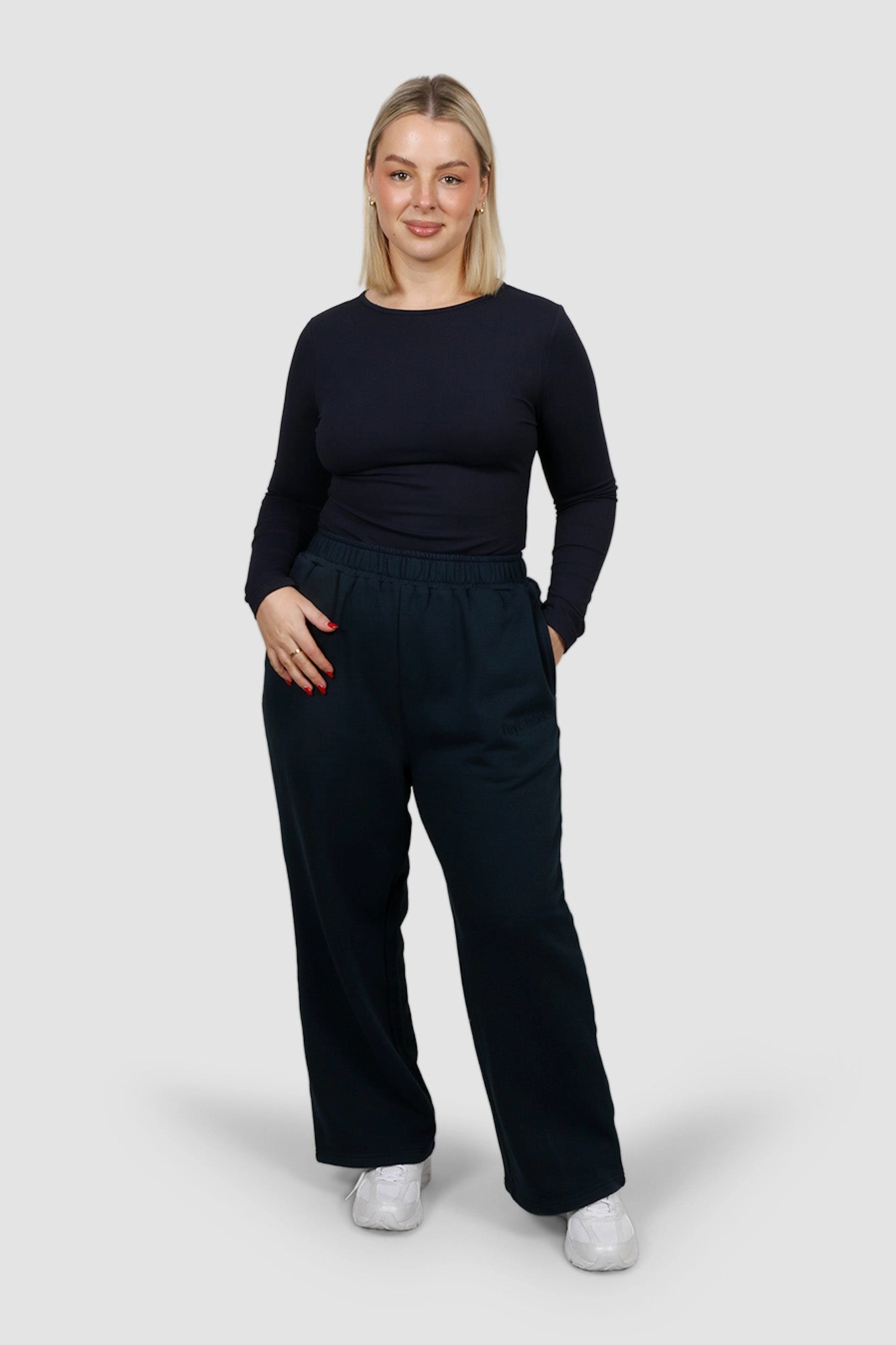 FLARE SWEATPANT MIDNIGHT