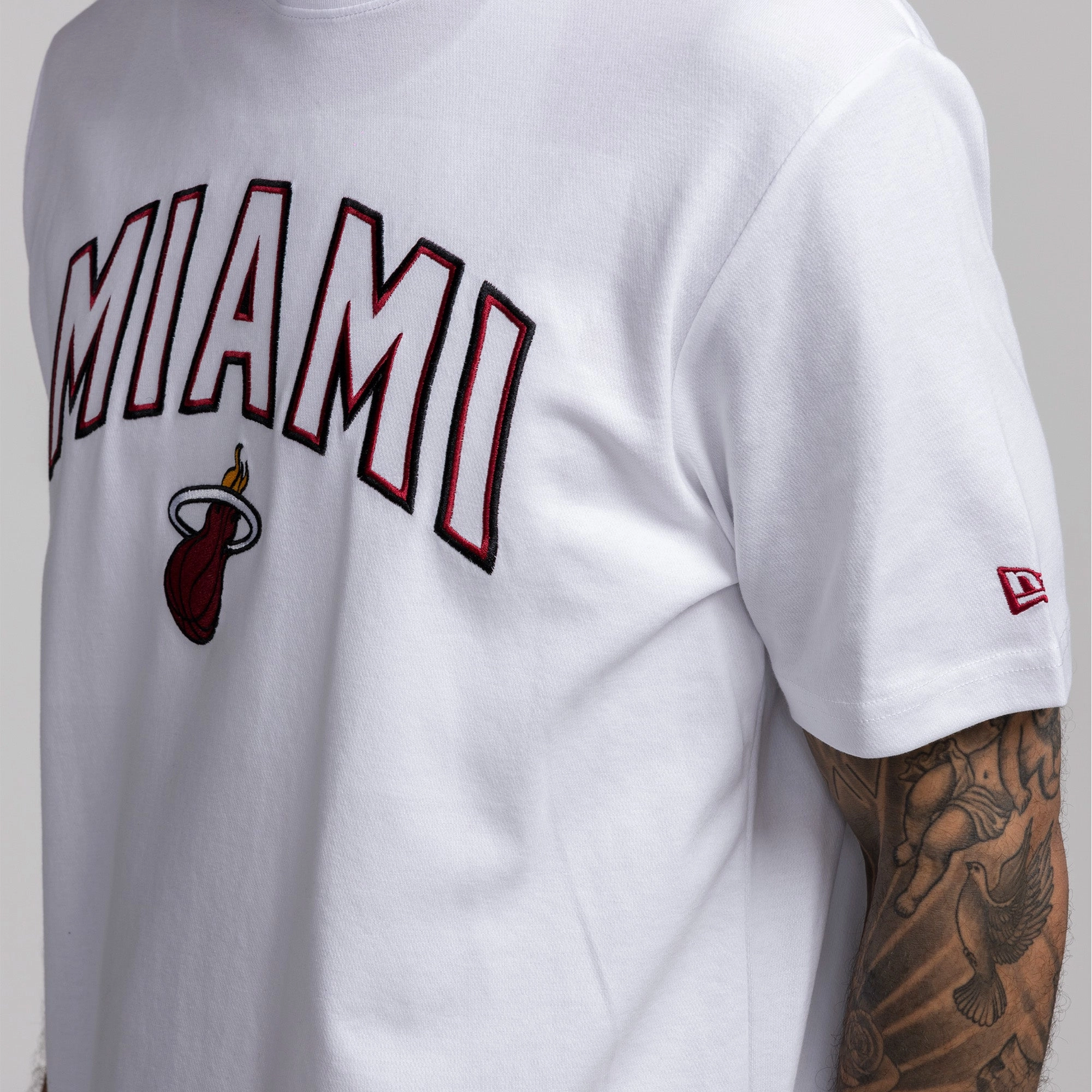New Era Miami HEAT Miami Crewneck Tee