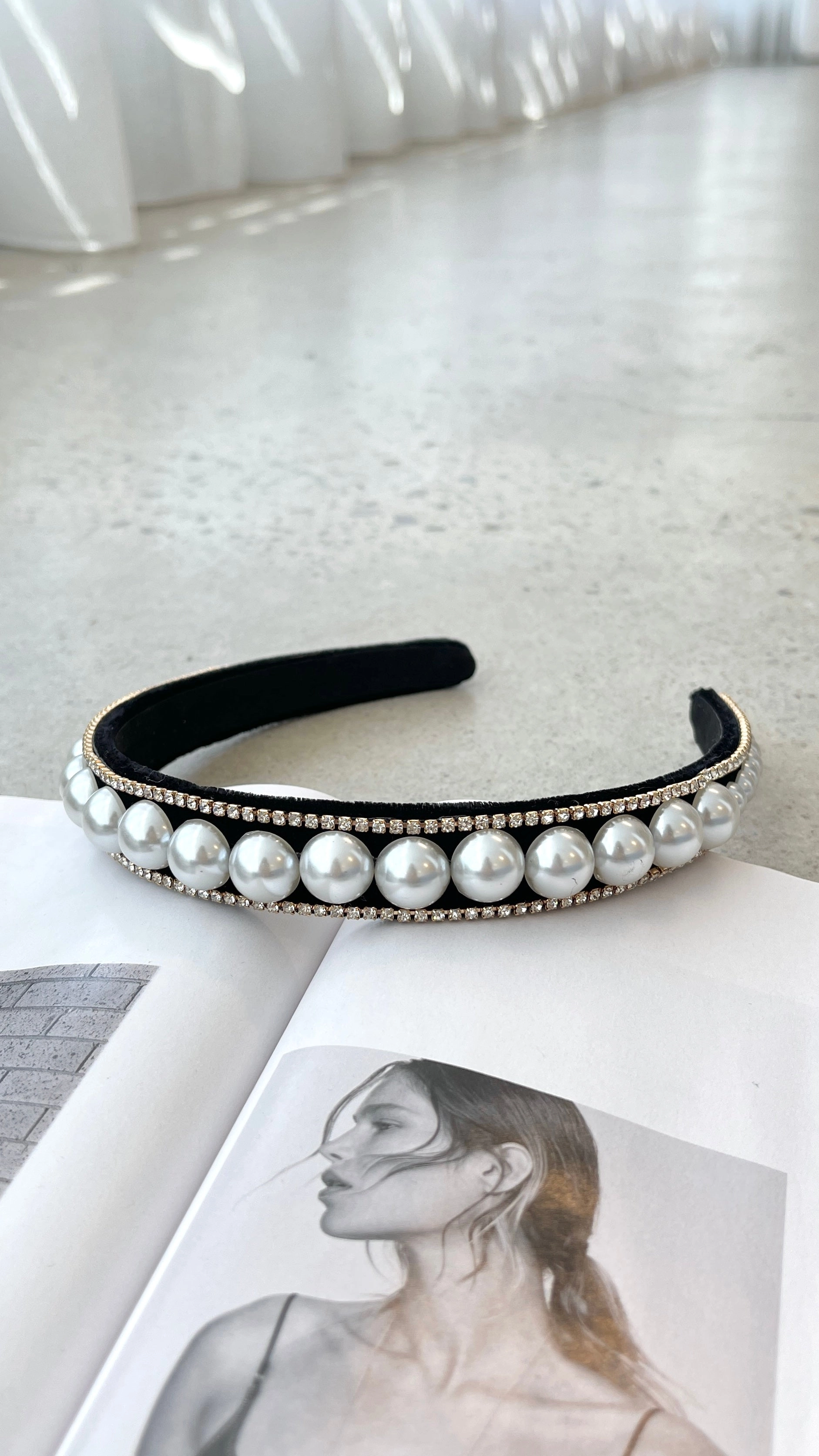Sana Headband - Black/Pearl