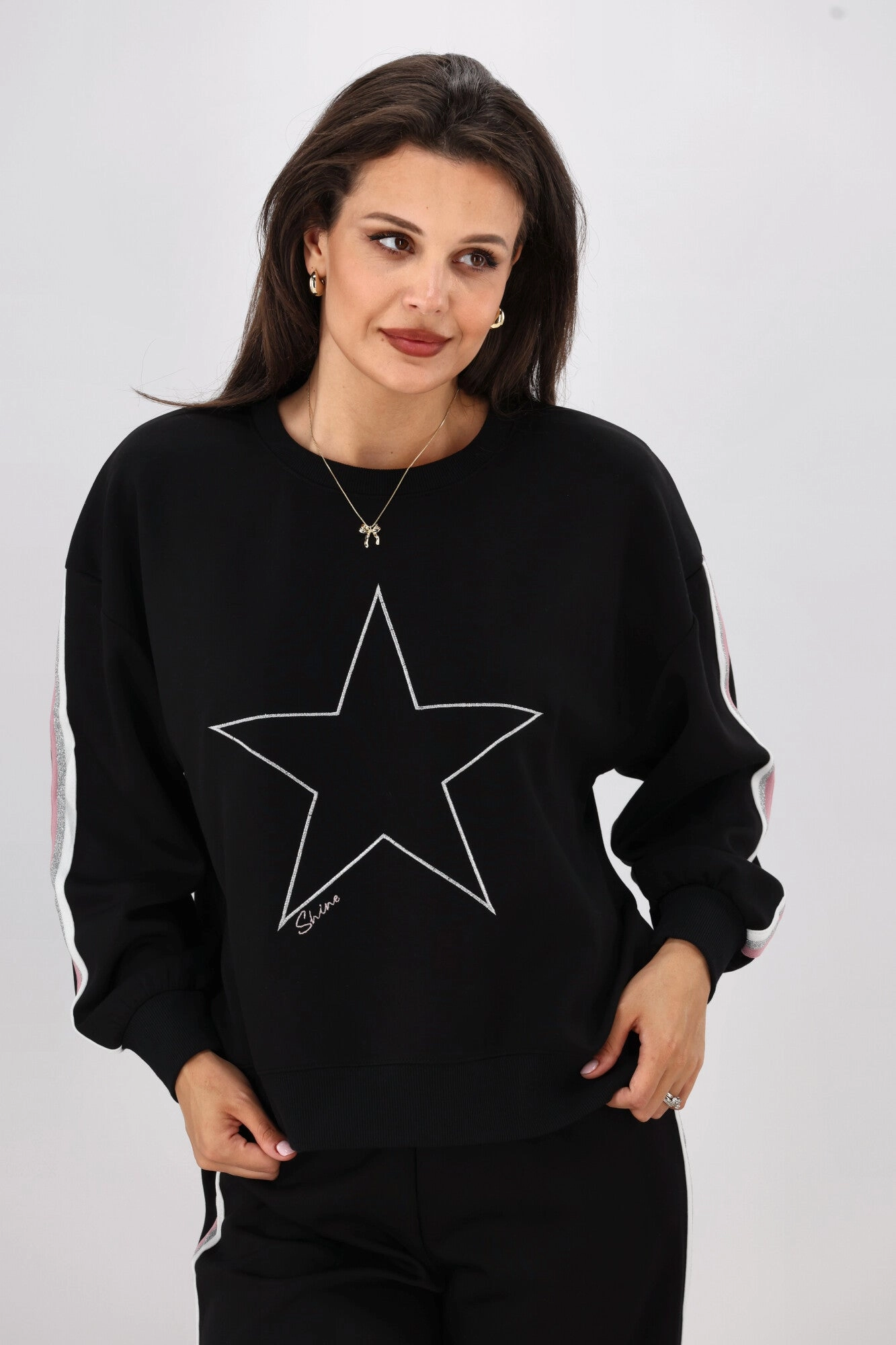 Shine On Label Keara Star Crew Black