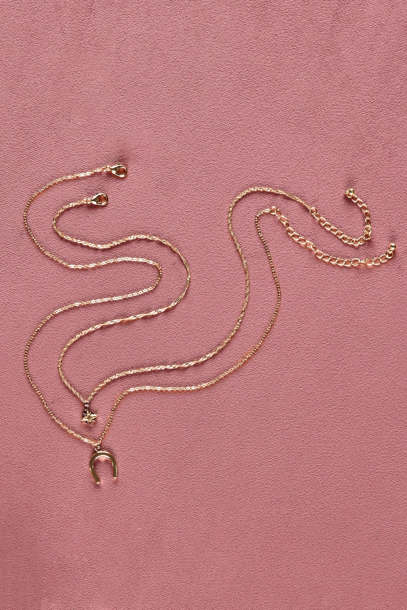 Shine On Label Lucky Necklace Set Gold