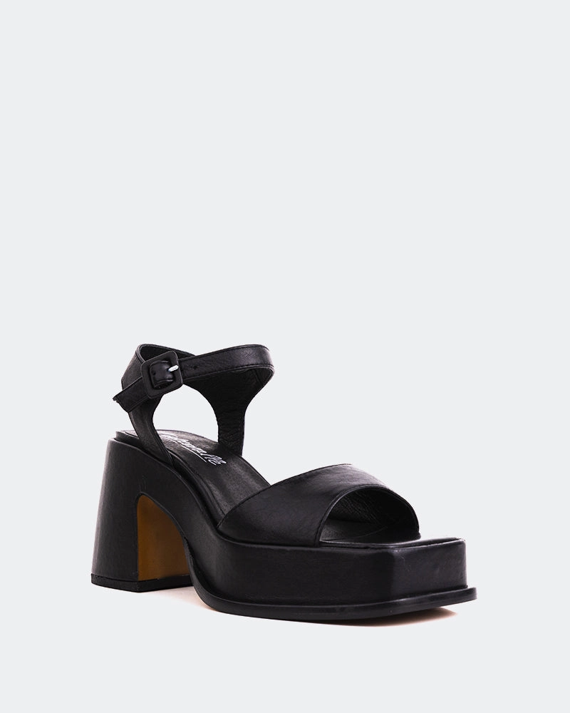 Valtos Black Leather