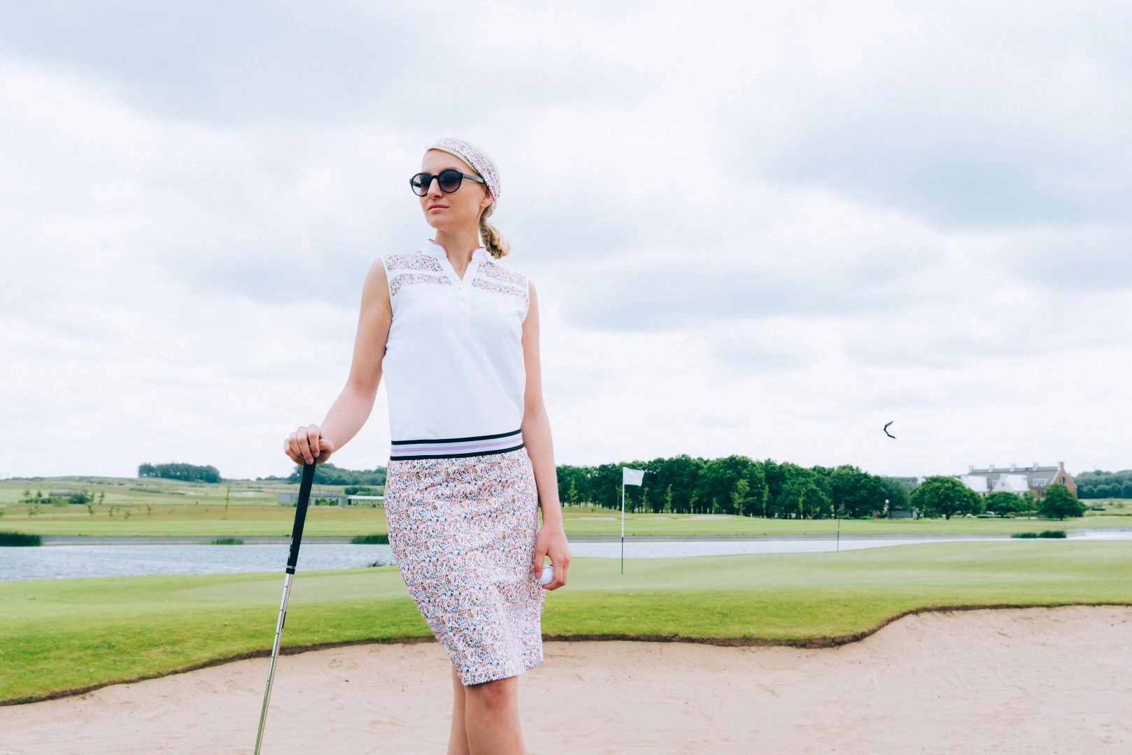 Women Anne sleeveless polo